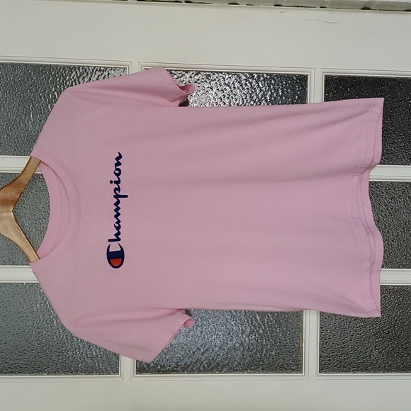 Champion short sleeve tshirt
